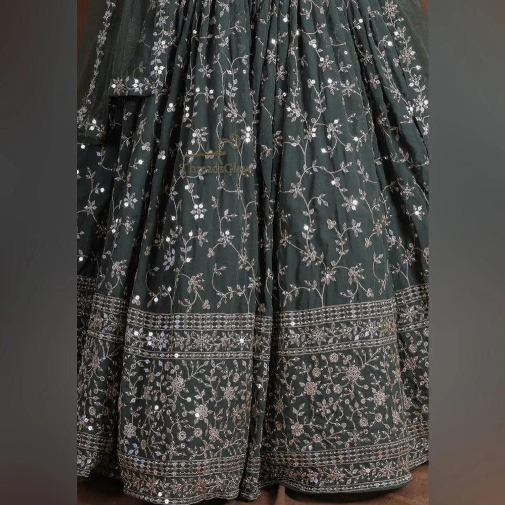 Embroidered Dark Green Women’s Lehenga Set - Picture 5 of 7